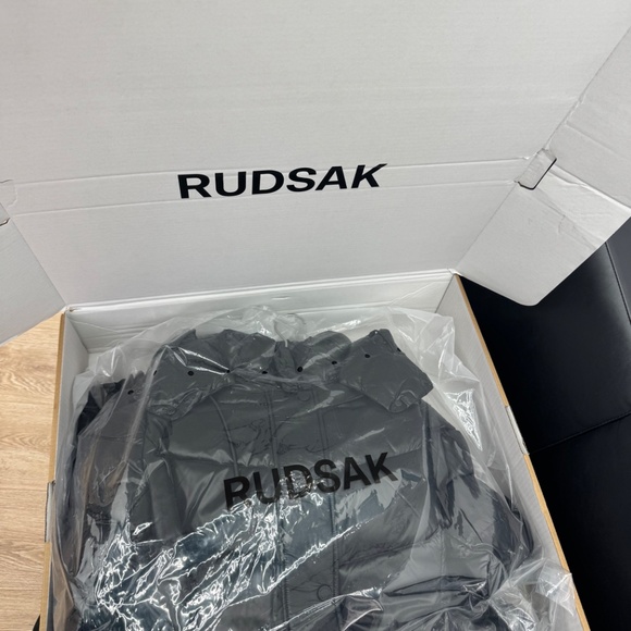 Rudsak Winter Jacket - Picture 8 of 9